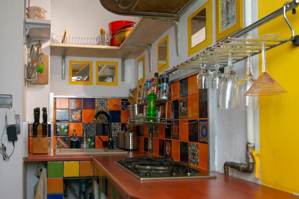 Colourful Space, So Central Warsaw Luaran gambar